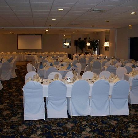 Ramada By Wyndham Watertown Thousand Luaran gambar