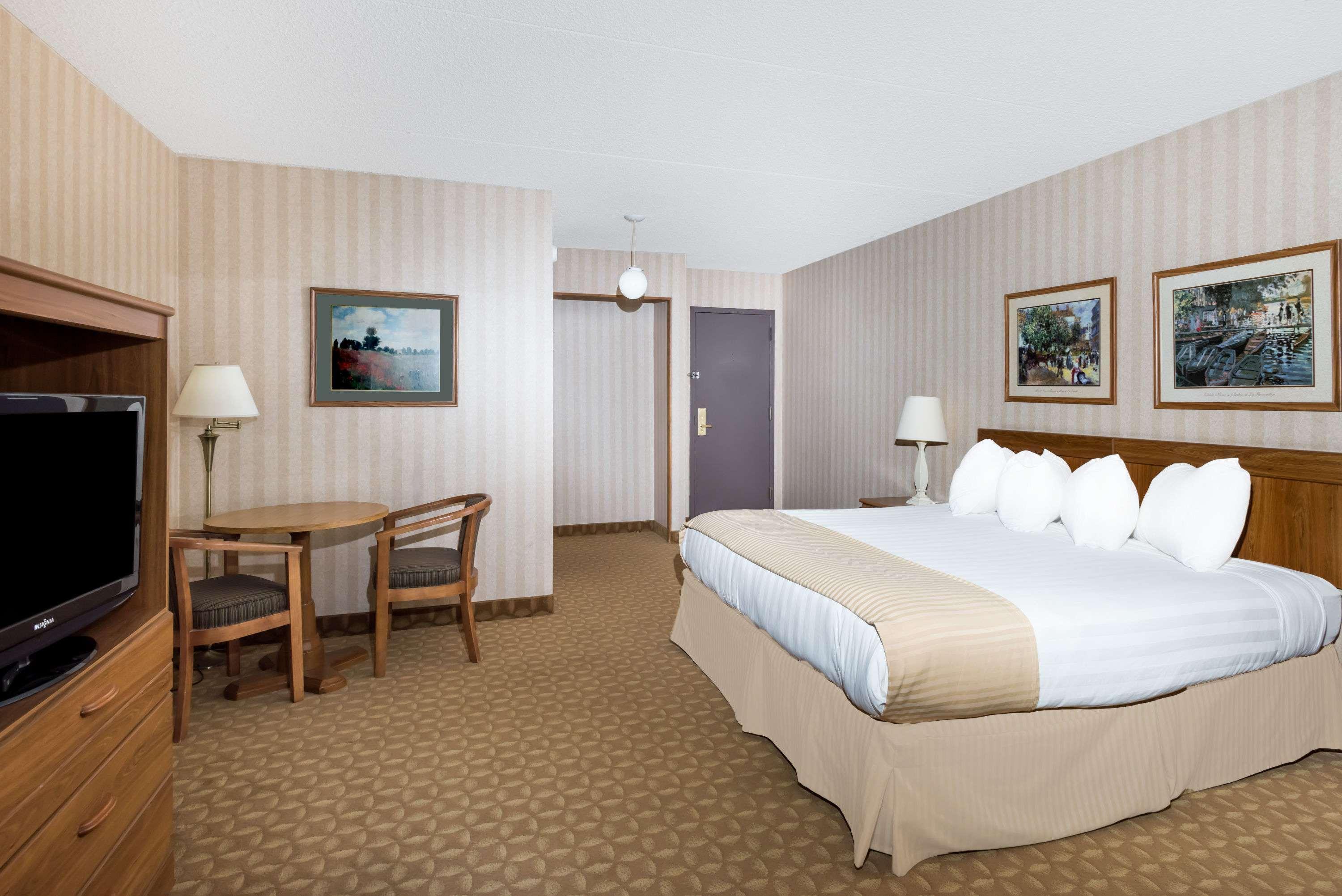 Ramada By Wyndham Watertown Thousand Luaran gambar